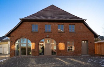 Exklusive 5,5-Raum-Wohnung in restauriertem Ackerbürgerhaus von 1835 mit Sauna & Kamin in Eutin