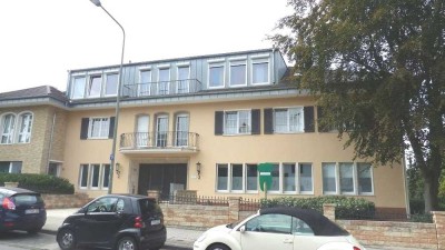 EXKLUSIVE 5 ZIMMER-MAISONETTE-WOHNUNG MIT SKYLINE-BLICK /TERRASSE/EBK/KAMIN IN BESTER LAGE