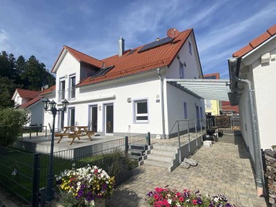 Wunderschöne Vierzimmerwohnung mit Grillplatz