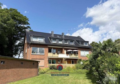 KREFELD: FREISTEHENDES MFH MIT 6 WOHNUNGEN & 5 GARAGEN +MIETERHÖHUNGSPOTENZIAL +WOHNUNG IM EG FREI