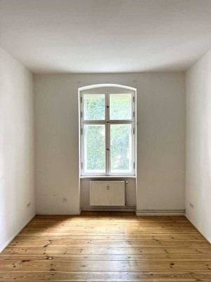Bezugsfreie, gemütliche 1‑Zimmer‑Altbauwohnung in ruhiger und zentraler Lage in Steglitz‑Zehlendorf!