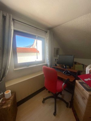 1,5-Raum-Wohnung DG in Kohlberg