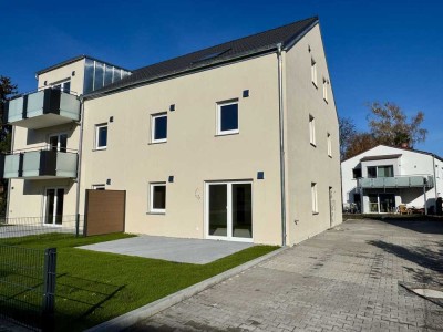 Traumhafte Doppelhaushälfte in Berglern – Neubau mit Garten & Carport