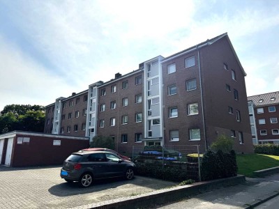 Moderne 3-Zimmer-Wohnung mit gehobener Innenausstattung mit Einbauküche in Lübeck