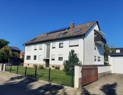 Geschmackvolle 2-Zimmer-Wohnung mit Balkon und Einbauküche in Karlsfeld