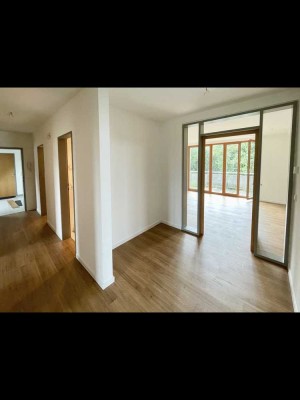 Sonnige Dreizimmer-Wohnung in Bestlage am Korbacher Hexengarten