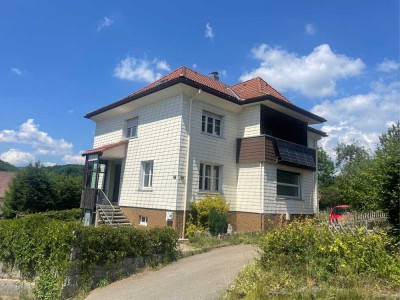 EFH mit ELW 10 Zi  Villa von 1936 , 988 qm Grundstück , Quelle