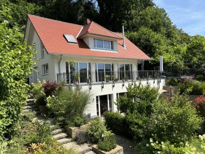 Neuer Preis: Auf der Höri - Modernes Landhaus mit Einliegerwohnung, Seeblick und Sonne garantiert