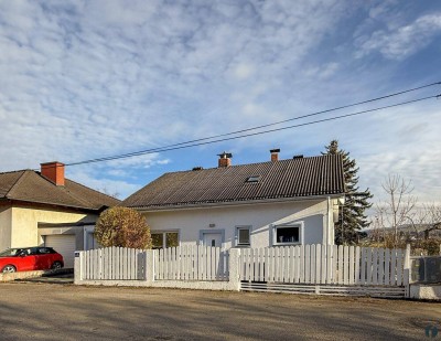 Einfamilienhaus in Katzelsdorf mit Ausblick ins Grüne, 5 Zimmern, Terrasse &amp; Garage