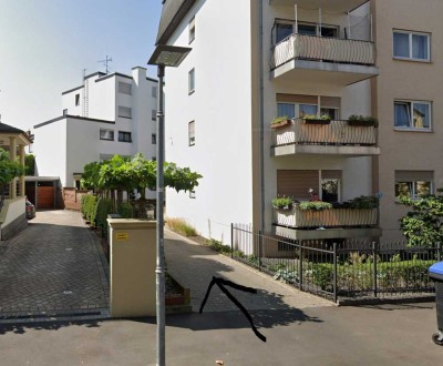 3-Zimmer Wohnung, renoviert, nähe Kurpark, Hinterhaus