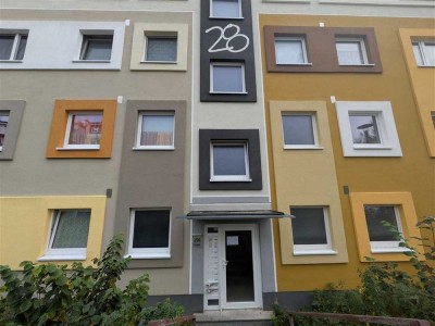 Helle 3-Zimmer Erdgeschosswohnung mit Balkon