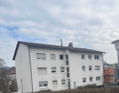 Helle 3-Zimmer-Wohnung mit Balkon in gepflegtem Mehrfamilienhaus zu vermieten