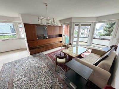 ***Wohnung mit Südwestbalkon, Vinylböden, EBK, Dusche & Tiefgaragenplatz***