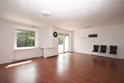 Im Grünen! Hübsche 2-Zimmer-Wohnung mit Südbalkon in Salzgitter.