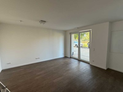 EG-Wohnung mit Terrasse und Einbauküche!