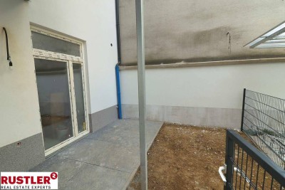 Altbaurenaissance - 2 Zimmer EG Wohnung mit Eigengarten - Nähe Kutschkermarkt
