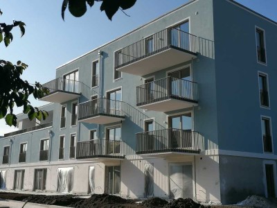 Exklusive 1,5-Zimmer-Wohnung mit Einbauküche und Balkon in Moosburg an der Isar