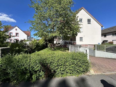 Attraktive 2-Zimmer-Wohnung mit großer Terrasse und Loggia in Top-Lage von Friedrichsdorf-Köppern!