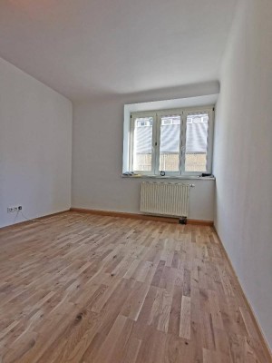 NEU ADAPTIERTE 2-Zimmer! NÄHE U6 Alserstraße!