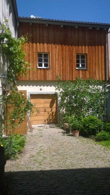 Reizvolle möblierte Wohnung im romantischen Winzerhof