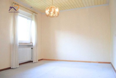 Ausbaufähige ca. 89m²-Wohnung mit vielen Extras in Übach-Palenberg