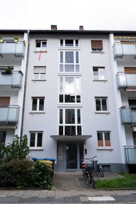 Einziehen & Wohlfühlen: 3-Zimmer-Wohnung mit Kamin, Balkon & Top-Ausstattung