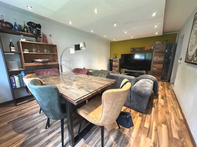 Geräumige 3 Zimmerwohnung mit sonniger Loggia in zentraler Lage