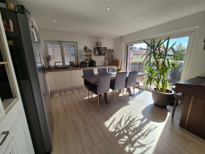 Neuwertige luxuriöse 3-Zimmer-Wohnung mit Balkon im Zentrum von Sonthofen