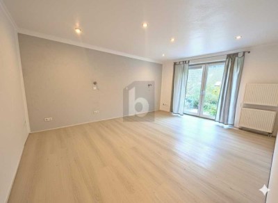 INNEN UND AUßEN VIEL PLATZ ZUM WOHNEN