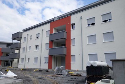 4-Zi-Wohnung in Ludwigshafen am Rhein/Melm mit Einbauküche und Balkon