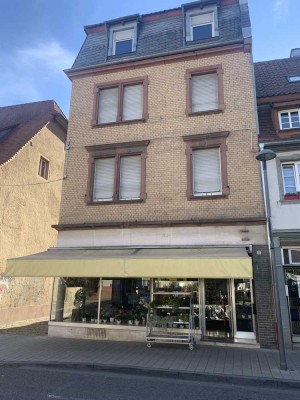 Charmante Wohnung mit ausgebautem Dachstudio