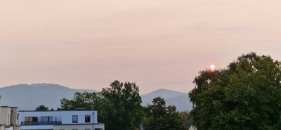 Familienfreundliche Maisonette-Wohnung mit Siebengebirgs-Aussicht