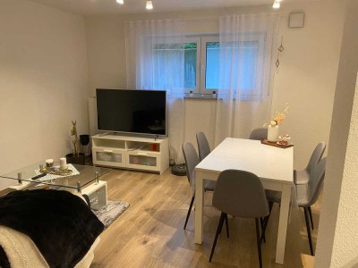 Stilvolle 2-Raum-Souterrain-Wohnung mit geh. Innenausstattung mit Terrasse & EBK in Friedrichshafen