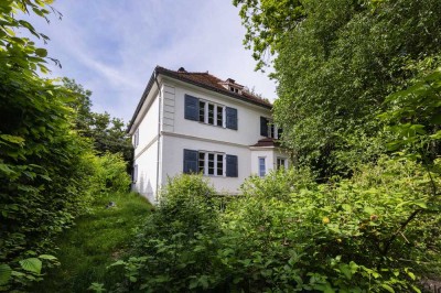 Historische kleine Villa & Remise auf fast 3000 qm Grund mit weiterem Baurecht