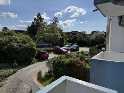 Modernes Wohngefühl trifft Frische: Renovierte 2-Zimmerwohnung mit neuer Einbauküche