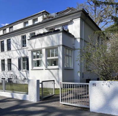 Bestlage des Philosophenviertels: Traumhafte Altbauwohnung mit Garten u. Garage  / ohne Makler