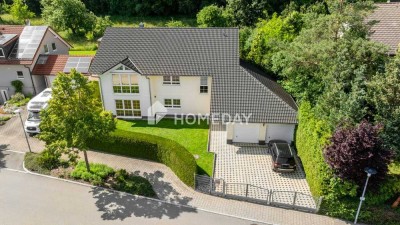 Exklusives 2-Familienhaus mit hochwertiger Ausstattung & großem Garten
