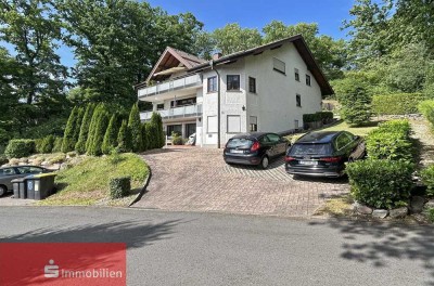 Großzügiges Wohnen mit Weitblick - charmantes Hanghaus in ruhiger Lage von Künzell