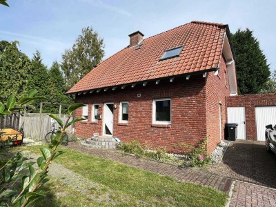Gute Größe und Aufteilung! Einfamilienhaus mit Garage und Keller in Reckenfeld!