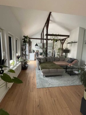 Altbau-Charme trifft modernen Wohnkomfort – großzügige 135 m² in zentraler Lage