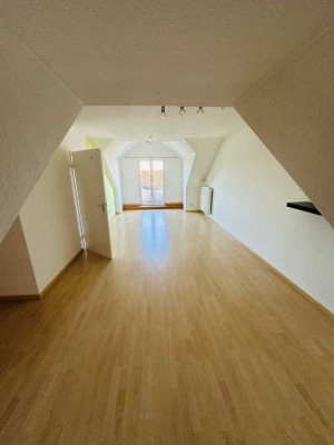 Helle 1-Zimmer-Wohnung mit Balkon in Buchloe – ideal für Singles & Pendler