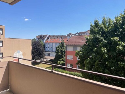 Perfekte 2-Zi Wohnung mit Lift und Balkon in Ansbach