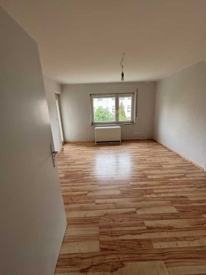 3-Zimmer-Wohnung mit Balkon + modernem Zustand