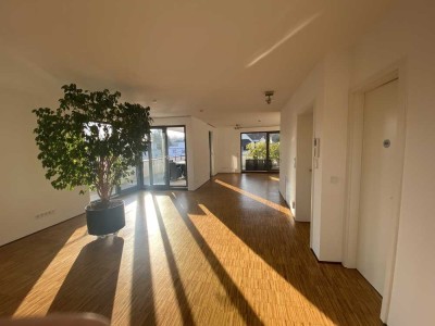 Exklusives Penthouse/Loft mit sonniger umlaufender Dachterrasse