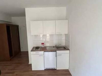 Frisch renovierte 1-Zimmer Wohnung in Lübeck St. Lorenz Süd