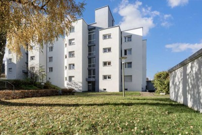 Charmante 3,5 Zimmer-Wohnung mit Westbalkon sowie einem Garagenstellplatz