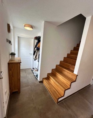 Altbau trifft Moderne- wohnen im kernsanierten Haus mit viel Charme