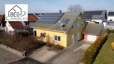 Effizientes KfW-60-Haus mit Büro und Stellplätzen