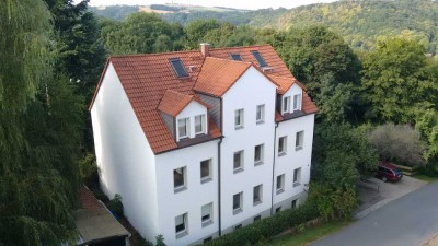 Gepflegte 1 Raum-Wohnung im Grünen mit guter Verkehrsanbindung