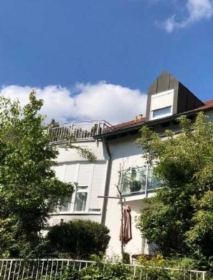 Geschmackvolle 2-Zimmer-Dachterrassenwohnung auf der Ludwigshöhe zu vermieten